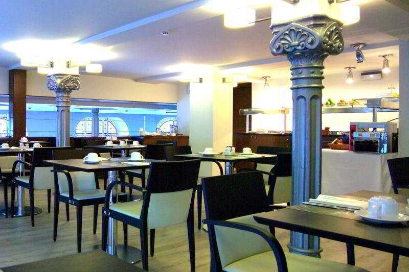 阿巴桑坦德酒店 餐厅 照片